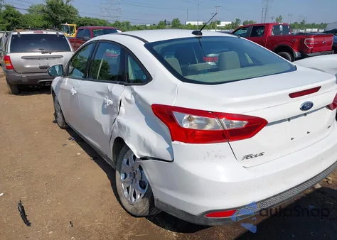 2012 Ford Focus Se z USA, uszkodzony, nr VIN 1FAHP3F23CL214630